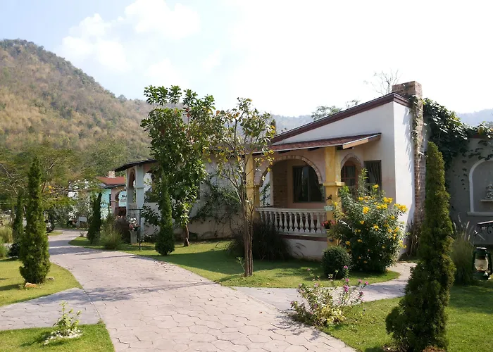 Stamp Hills 3*