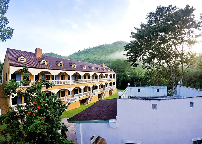 Stamp Hills 3*