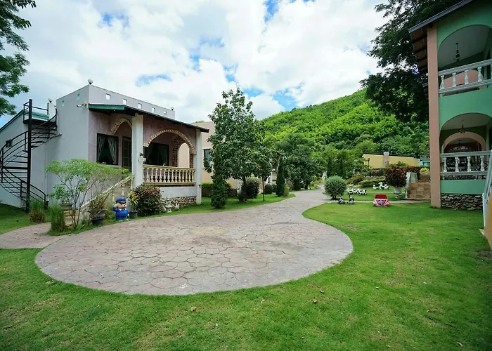 รีสอร์ท Stamp Hills สวนผึ้ง